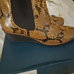 Women's Snakeskin Wedge Boots
